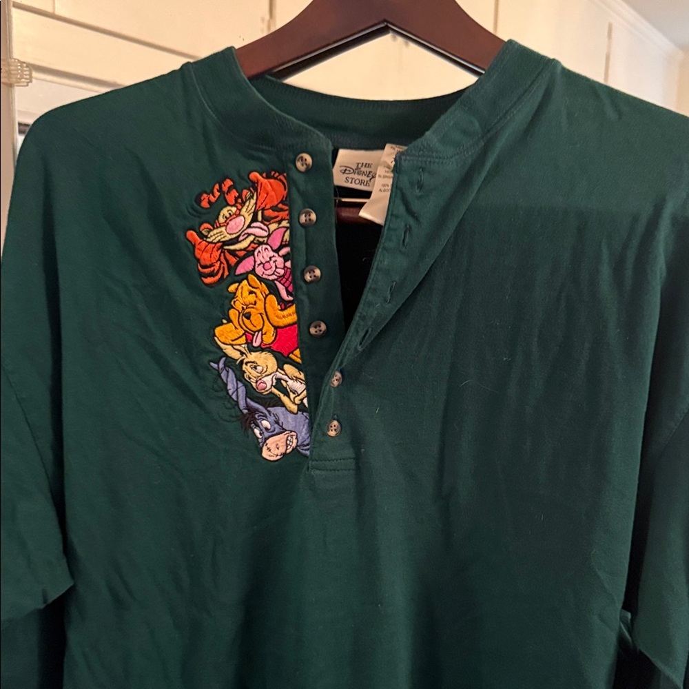 Disney unisex green Long Sleeve Shirt with Cartoon Embroidery